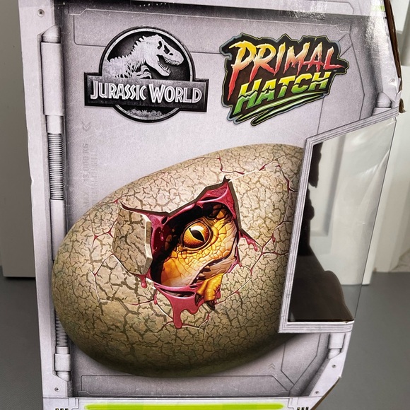 Jurassic World Primal Hatch T. Rex Tyrannosaurus Rex Dinosaur Baby Egg Toy NIB - Picture 5 of 12